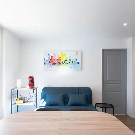 Апартаменты T3 Gare De Centre Шамбери