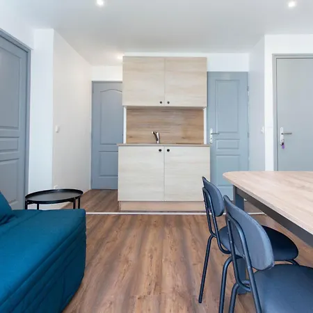 Апартаменты T3 Gare De Centre Шамбери